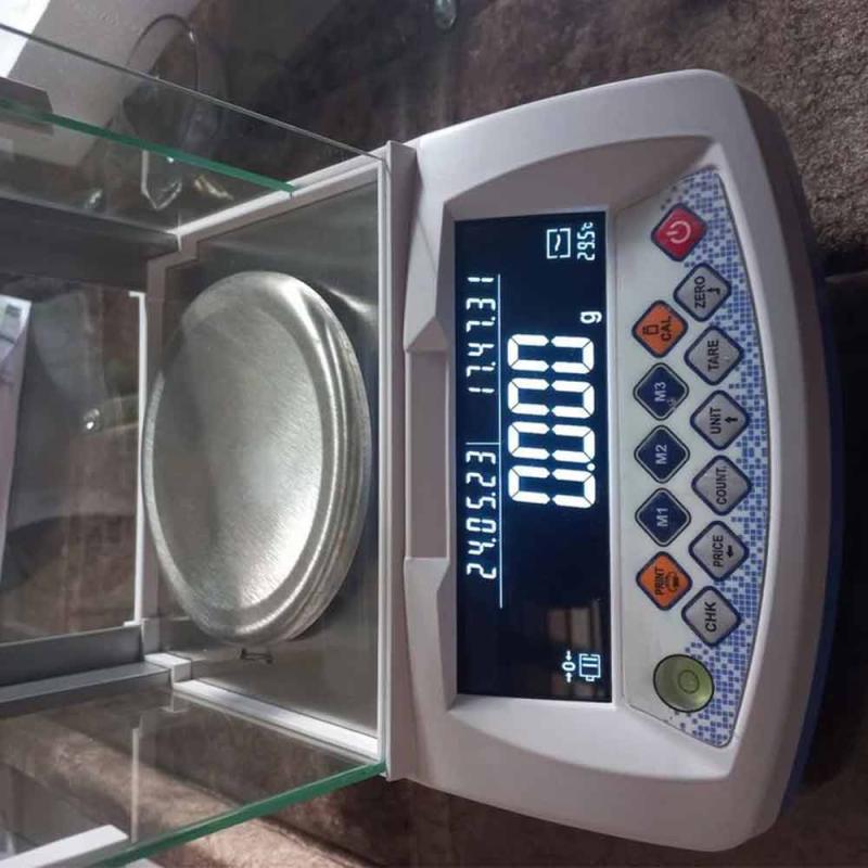 Laboratory Weighing Scale Accuracy 1mg and Capacity 220gm | With Government Calibration Verification Certificate & Stamping